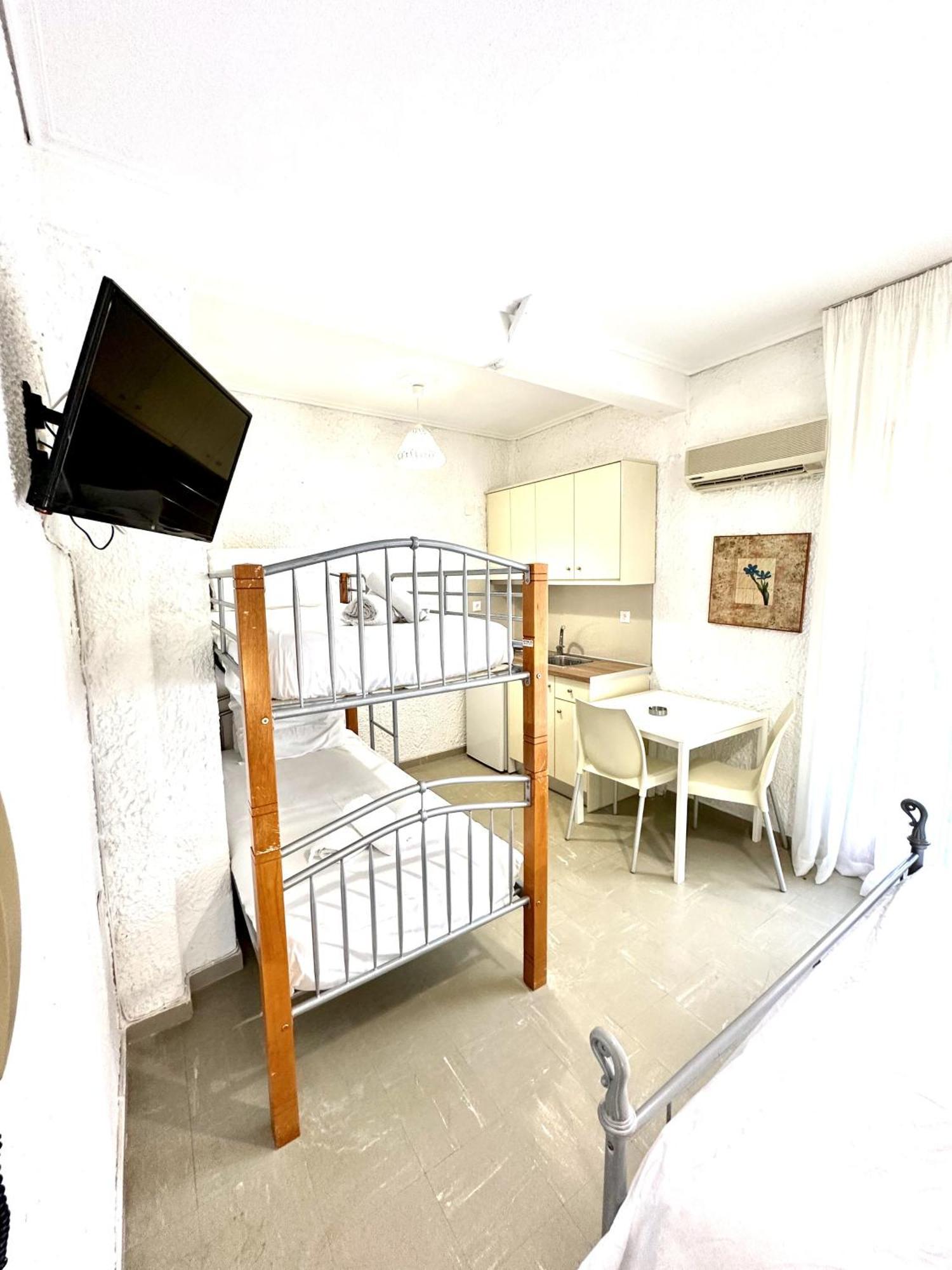 Katerina Apartments Néos Pírgos 部屋 写真