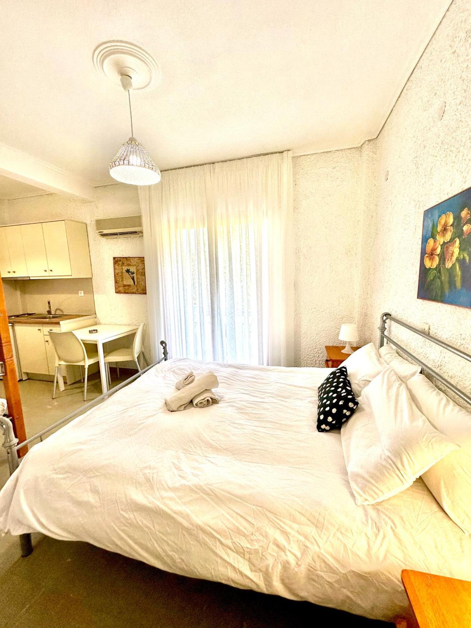 Katerina Apartments Néos Pírgos 部屋 写真