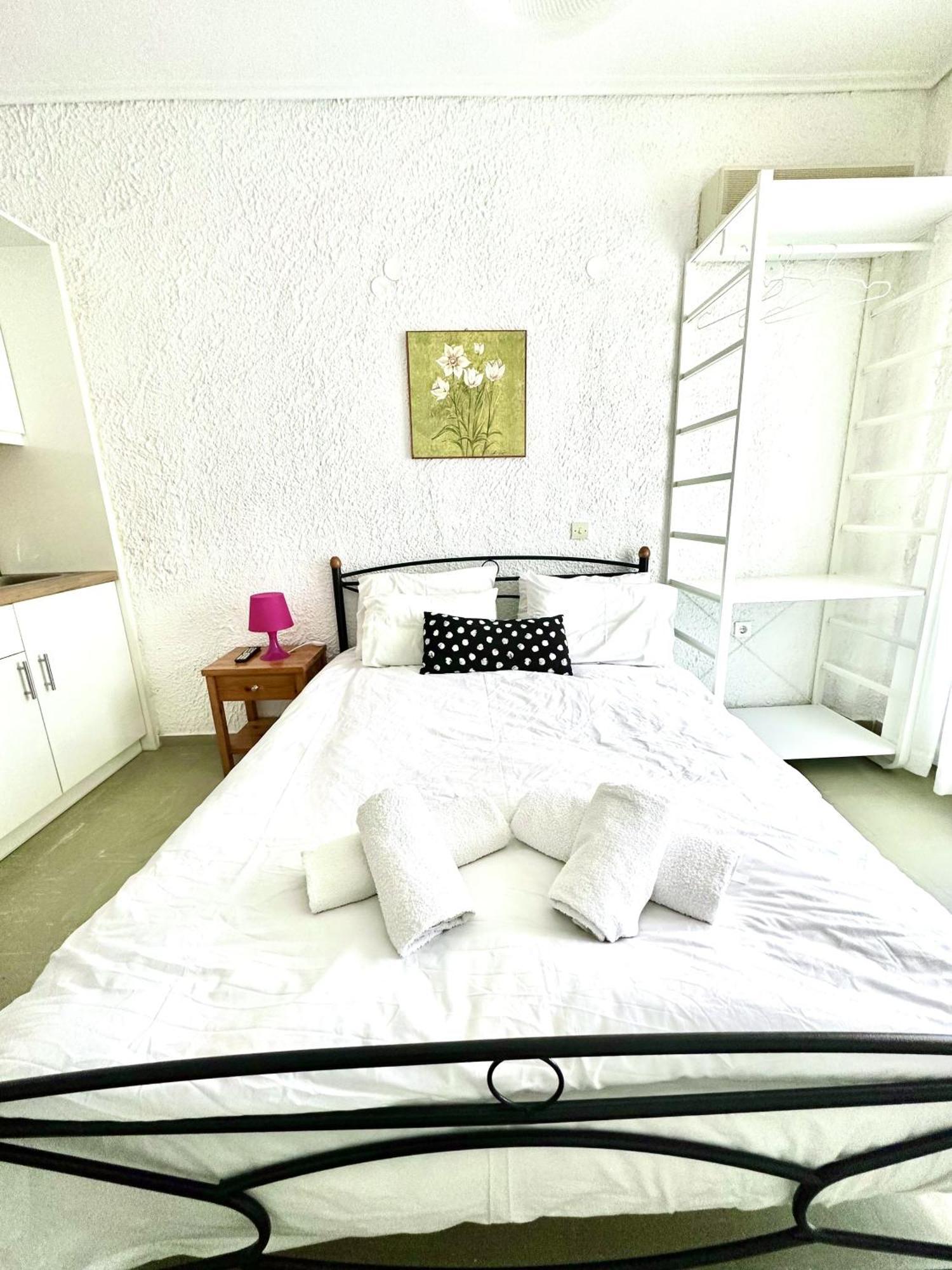 Katerina Apartments Néos Pírgos 部屋 写真