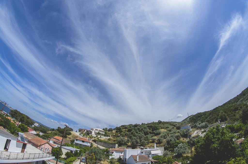 Katerina Apartments Néos Pírgos エクステリア 写真