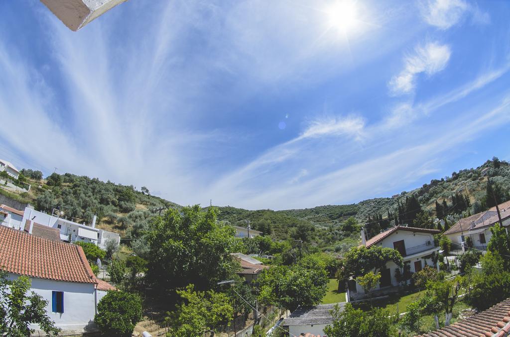 Katerina Apartments Néos Pírgos エクステリア 写真