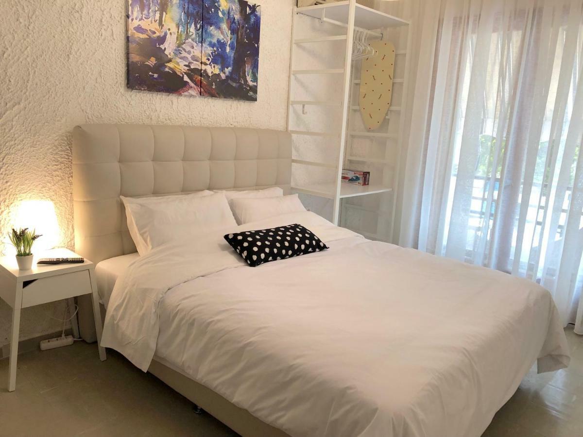 Katerina Apartments Néos Pírgos 部屋 写真